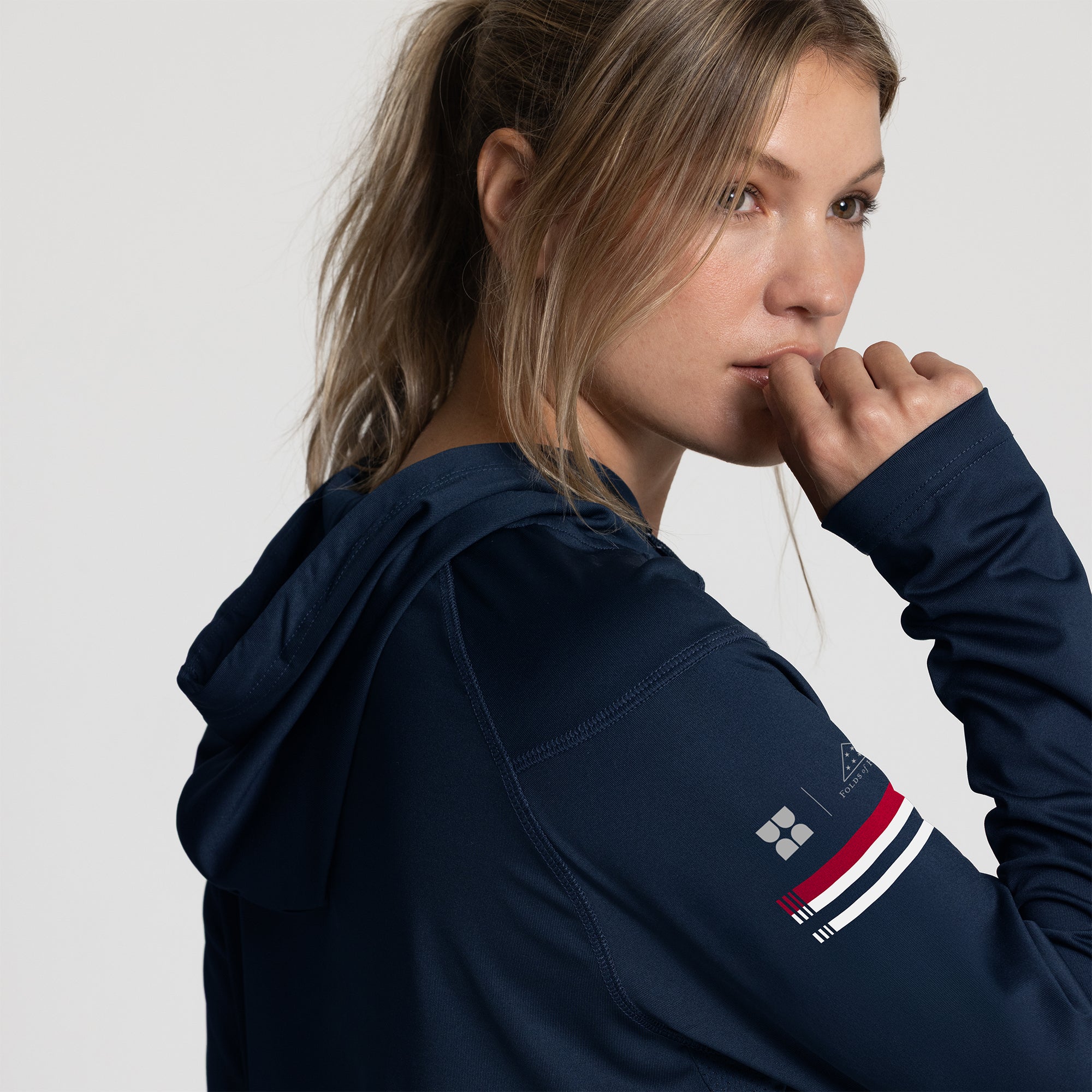 Sudadera con capucha y mangas largas Folds of Honor – Liberty