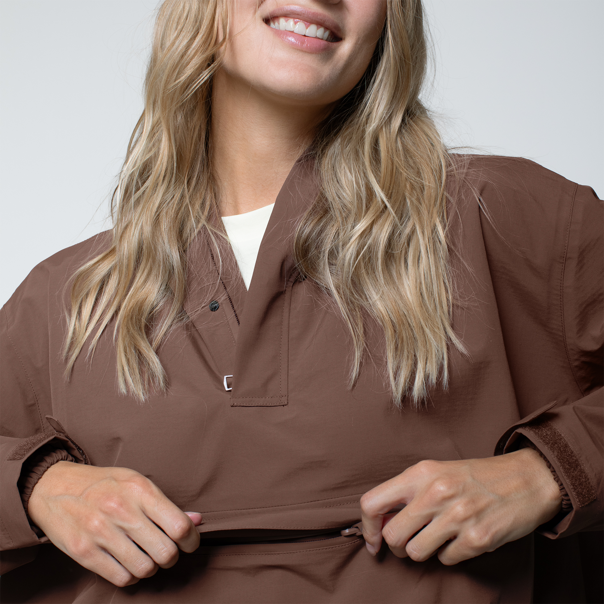 Unisex Stride Pullover Poncho