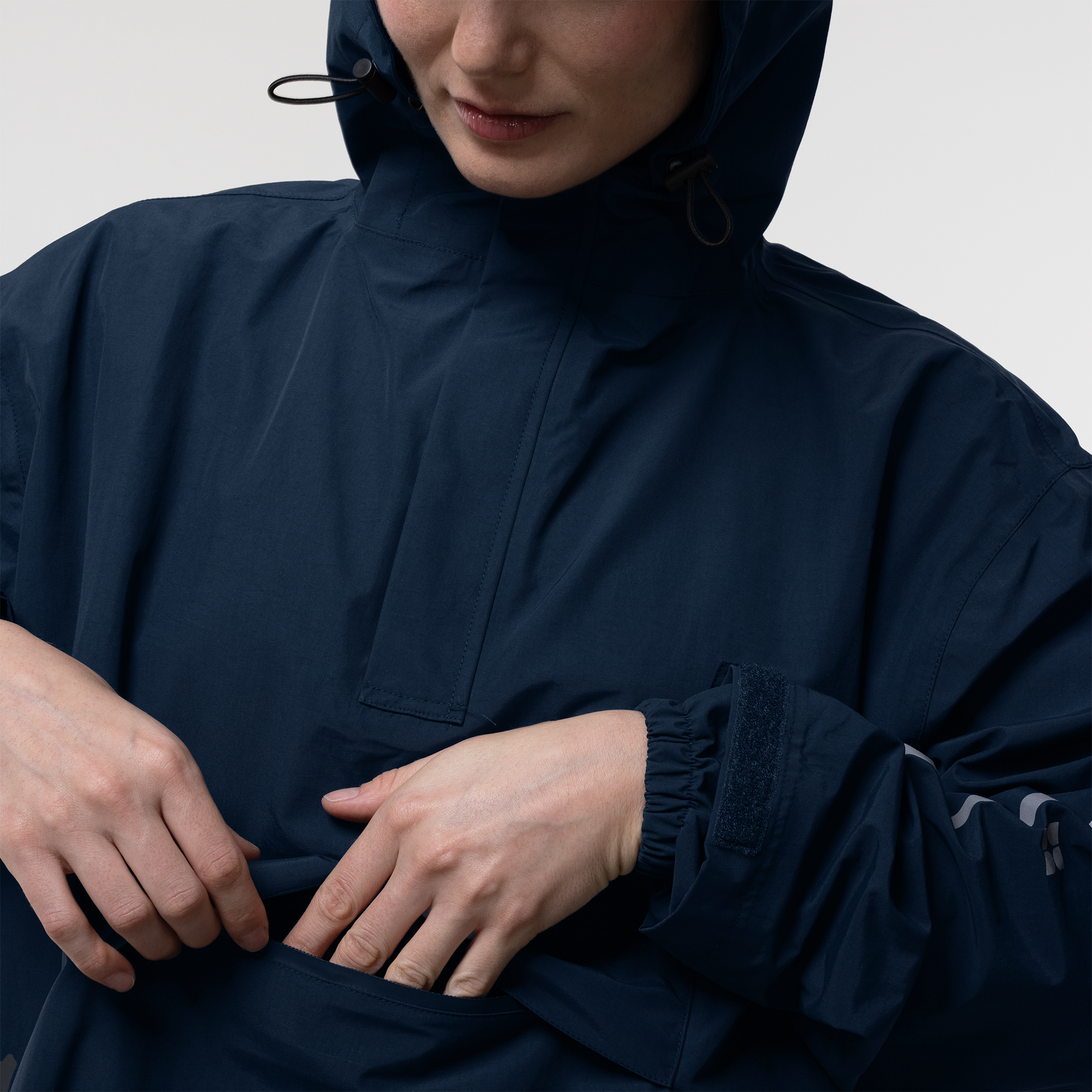 Women's Stride Pullover Poncho