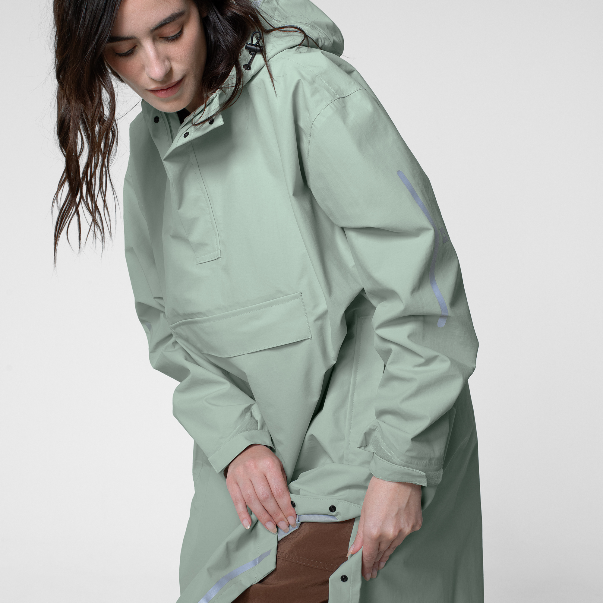 Unisex Stride Pullover Poncho